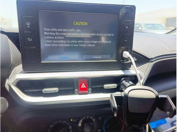 Car image 20