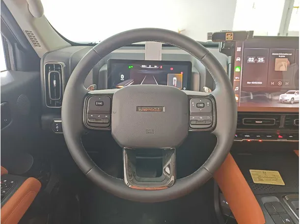 Car image 19
