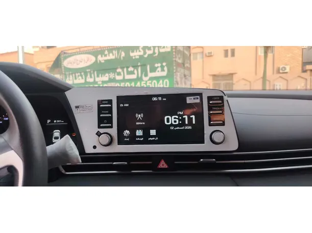 Car image 18