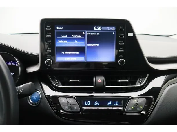 Car image 5