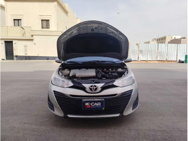 Car image 31