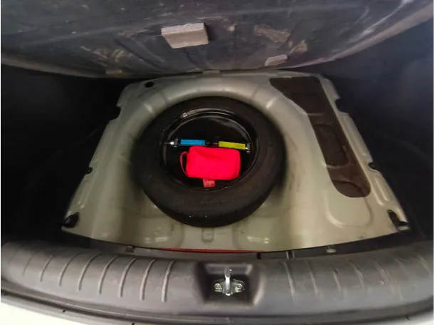 Car image 22