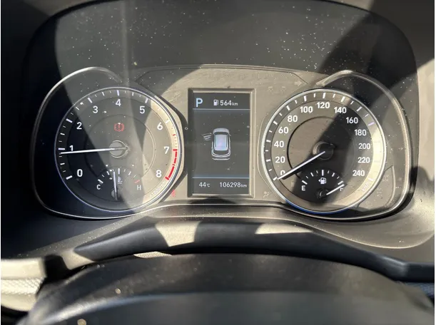 Car image 23