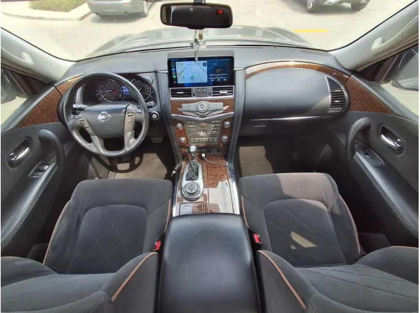 Car image 16