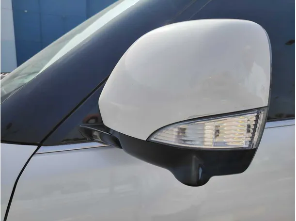 Car image 29