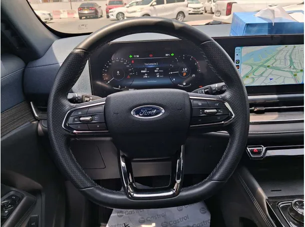 Car image 17