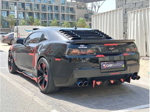 Car image 7