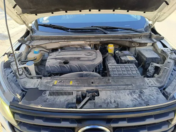 Car image 36
