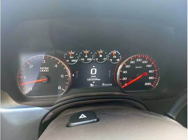 Car image 26