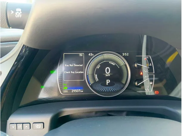 Car image 28