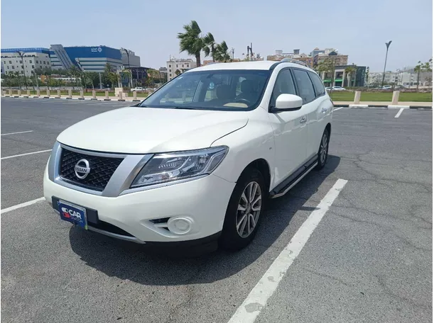 2016 نيسان باثفندر في الخبر