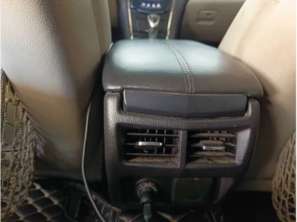 Car image 33