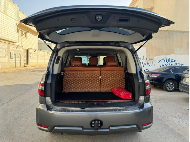 Car image 22