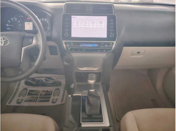 Car image 22
