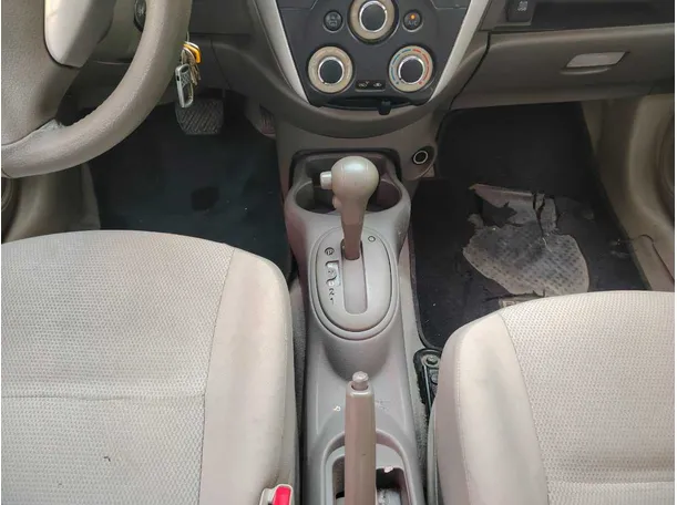 Car image 24
