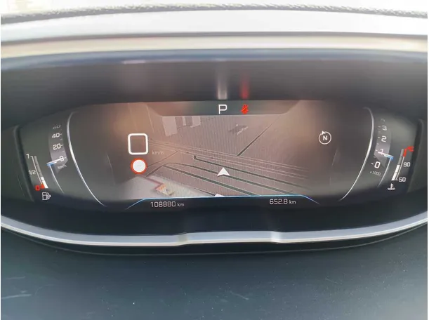 Car image 27