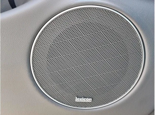 Car image 35