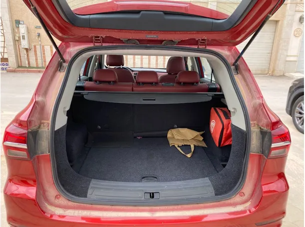 Car image 20