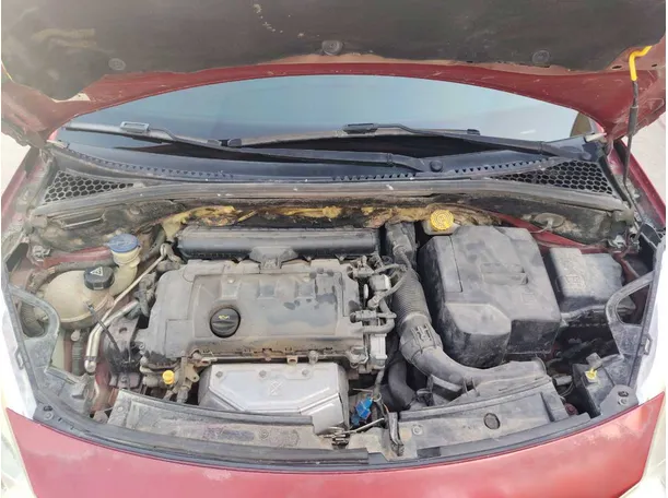 Car image 29