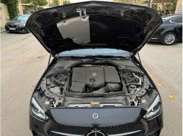 Car image 24