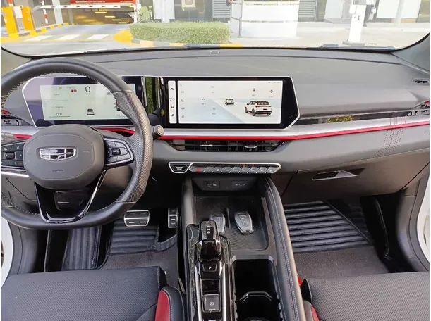 Car image 17