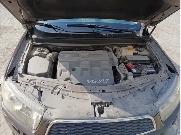 Car image 22