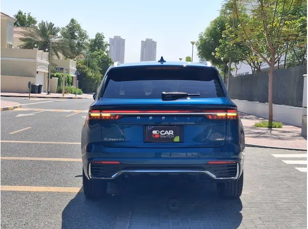 Car image 6