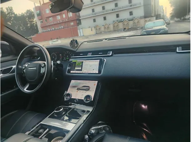 Car image 35