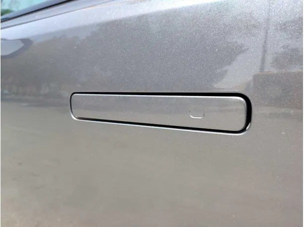 Car image 35