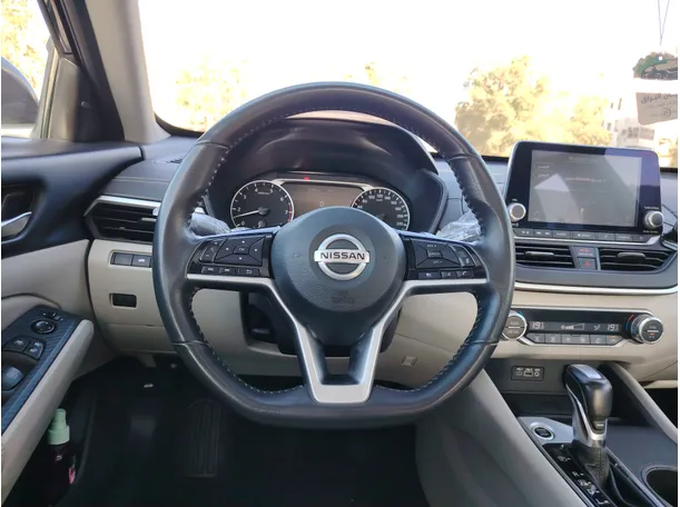 Car image 31