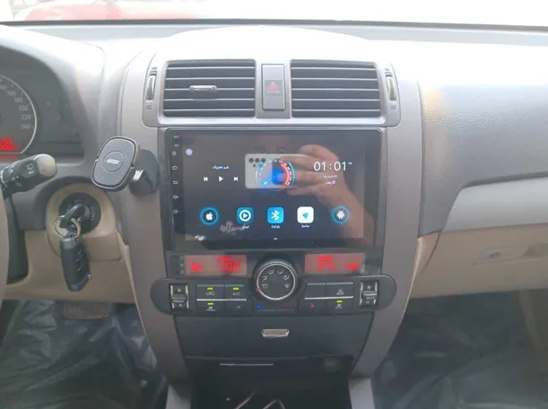 Car image 14