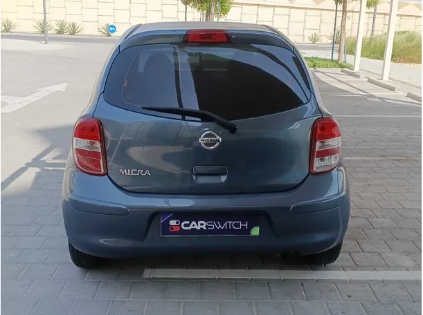 Car image 6
