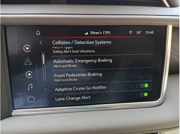 Car image 27