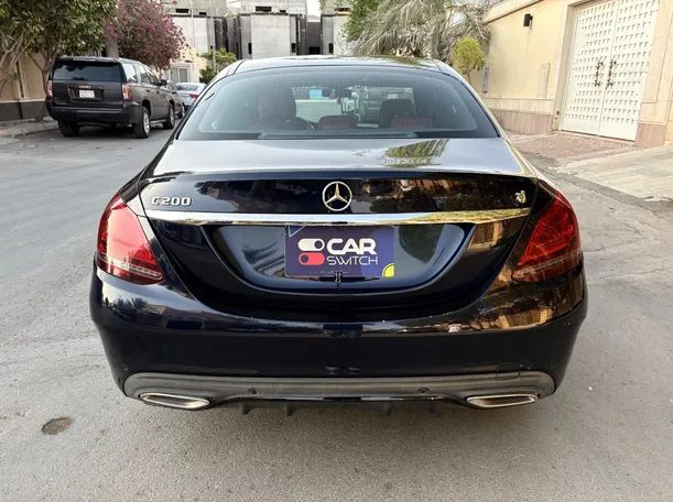 Car image 6