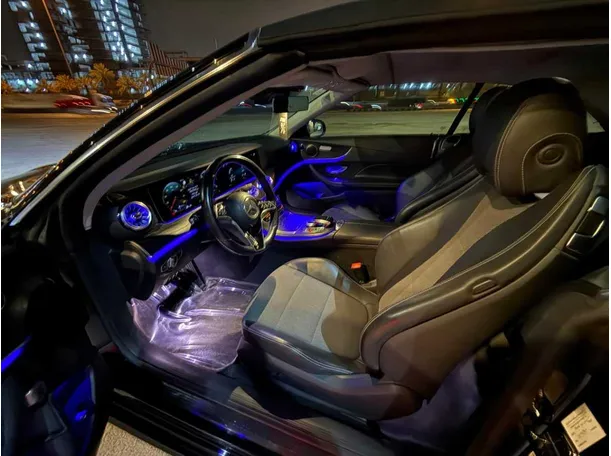 Car image 26