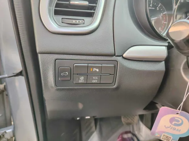 Car image 37