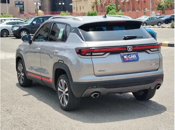 Car image 7