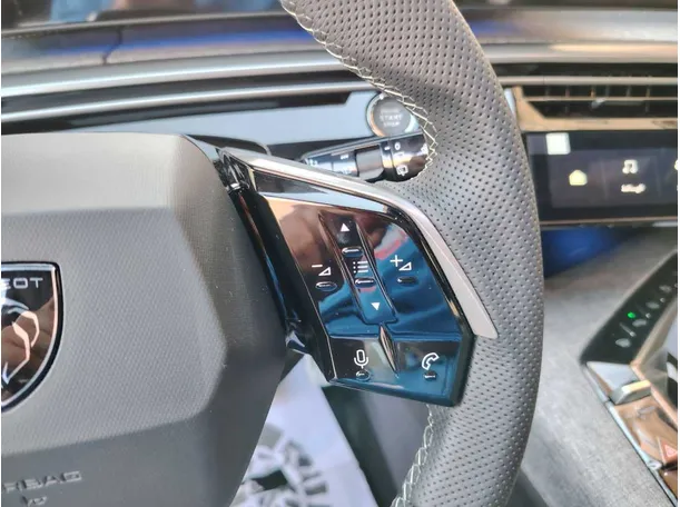 Car image 44