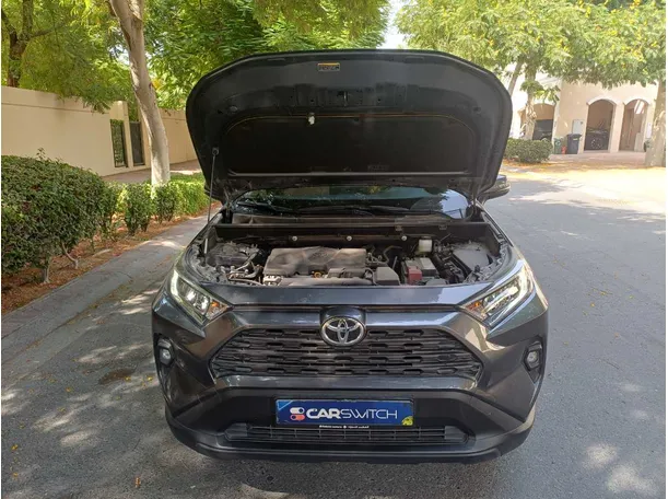 Car image 23