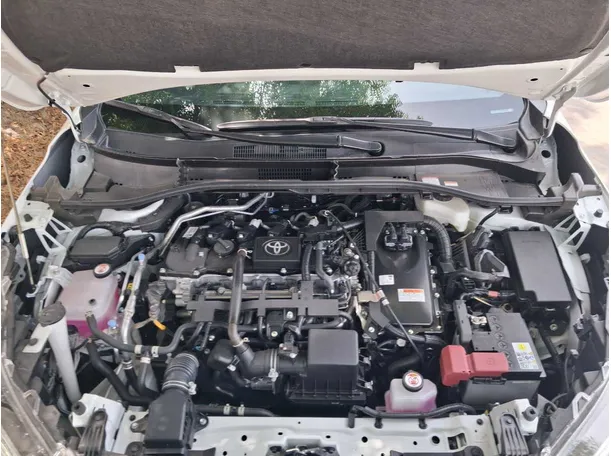 Car image 20