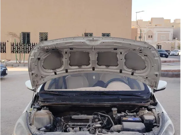 Car image 29