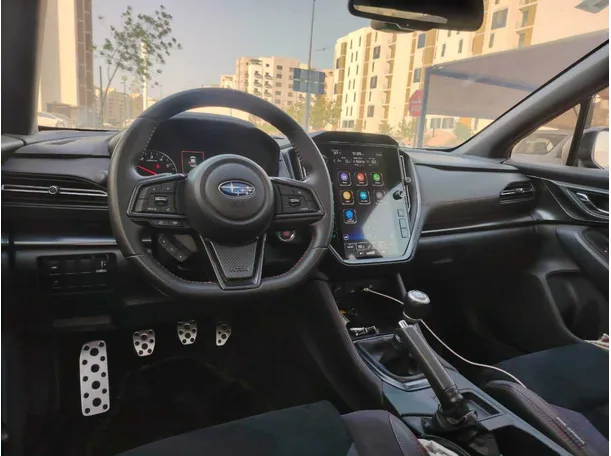 Car image 27
