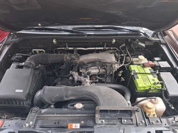 Car image 19
