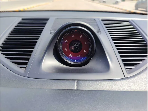 Car image 25