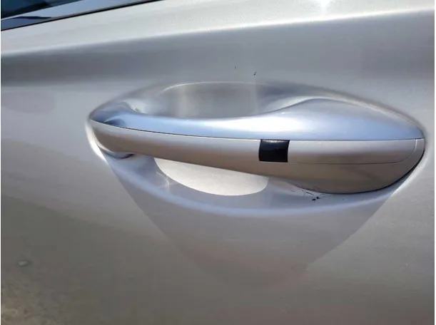 Car image 30