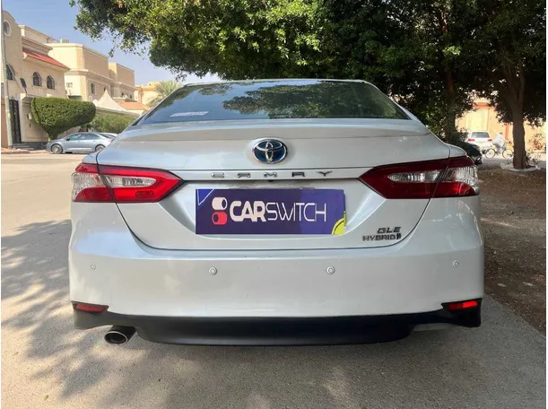 Car image 6