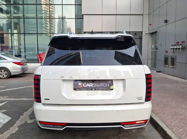 Car image 6