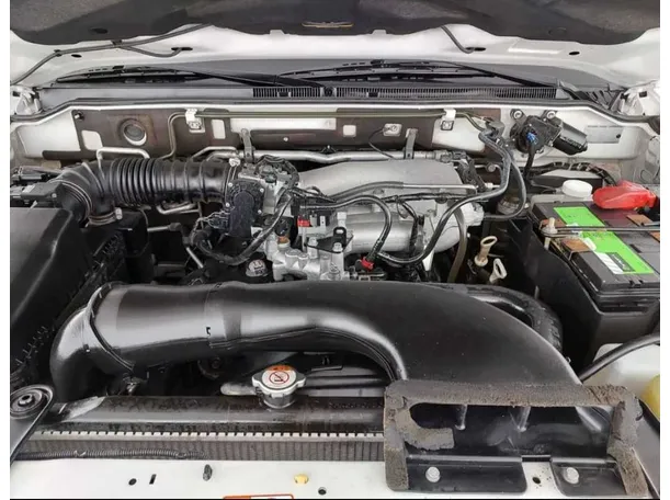 Car image 40