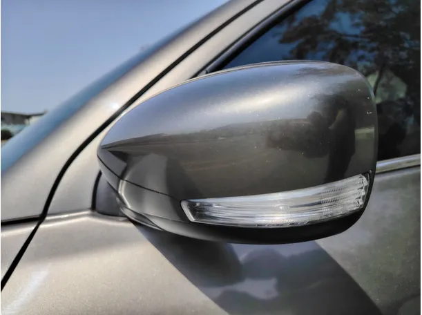 Car image 27