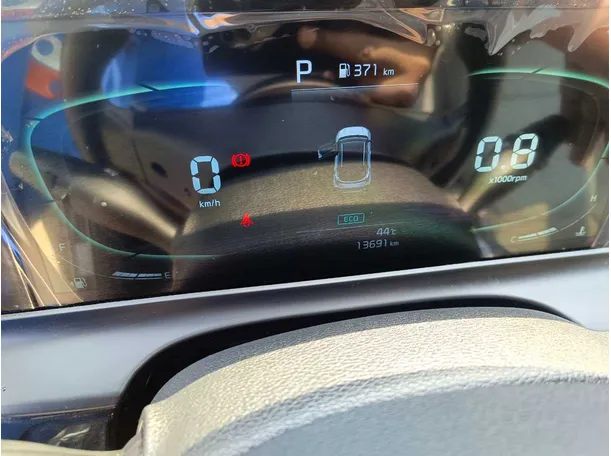 Car image 26